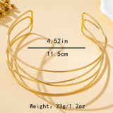 Women's Necklace with Simple Lines and a Stylish Design